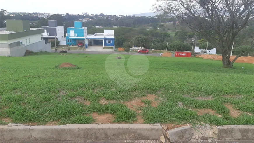 Foto 1 de Lote/Terreno à venda, 250m² em Pinhal, Cabreúva