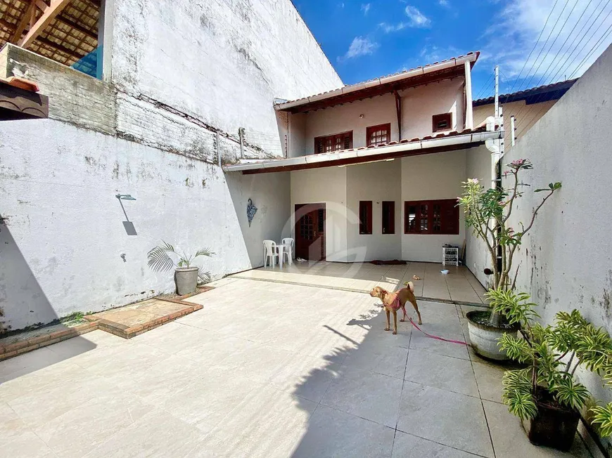 Foto 1 de Casa de Condomínio com 4 Quartos à venda, 180m² em Maraponga, Fortaleza