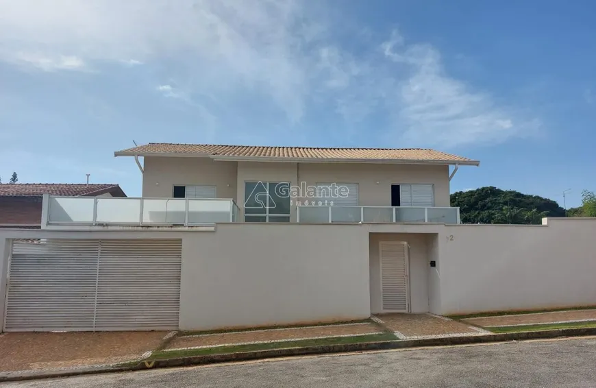 Foto 1 de Sobrado com 4 Quartos à venda, 350m² em Cidade Universitária, Campinas