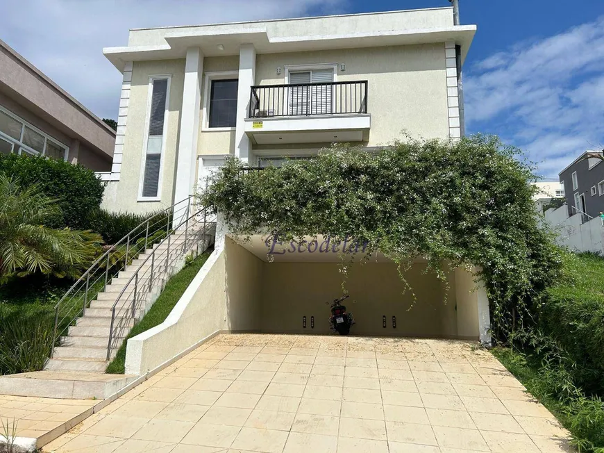 Foto 1 de Casa de Condomínio com 3 Quartos à venda, 245m² em Alphaville, Santana de Parnaíba