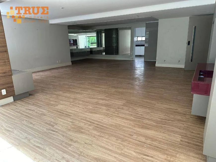 Foto 1 de Apartamento com 4 Quartos à venda, 208m² em Parnamirim, Recife