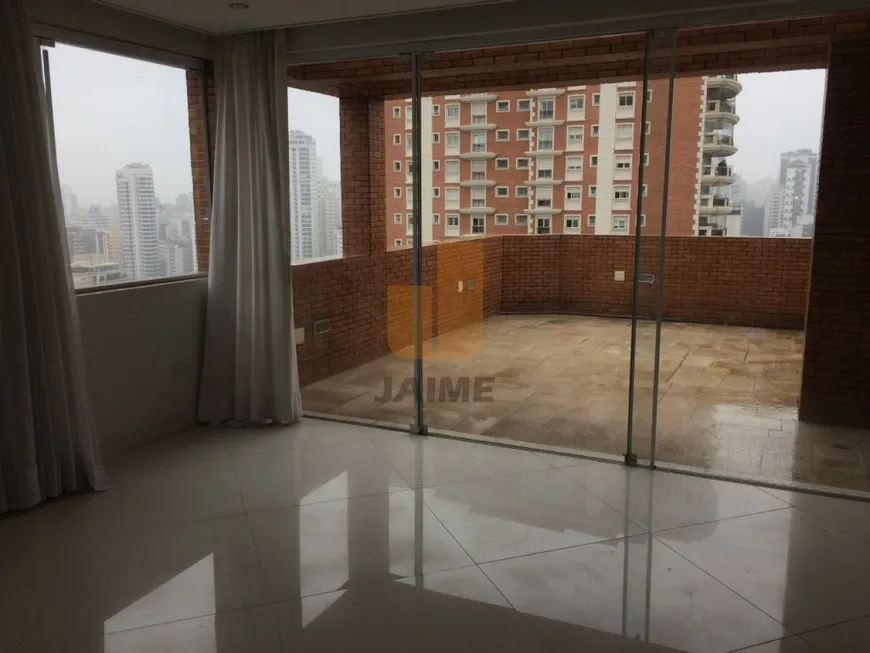 Foto 1 de Apartamento com 3 Quartos à venda, 200m² em Perdizes, São Paulo