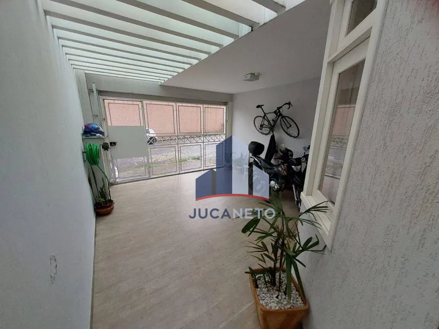 Foto 1 de Sobrado com 3 Quartos à venda, 167m² em Jardim Pedroso, Mauá
