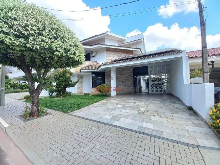 Foto 1 de Casa de Condomínio com 3 Quartos para alugar, 347m² em Zona 08, Maringá