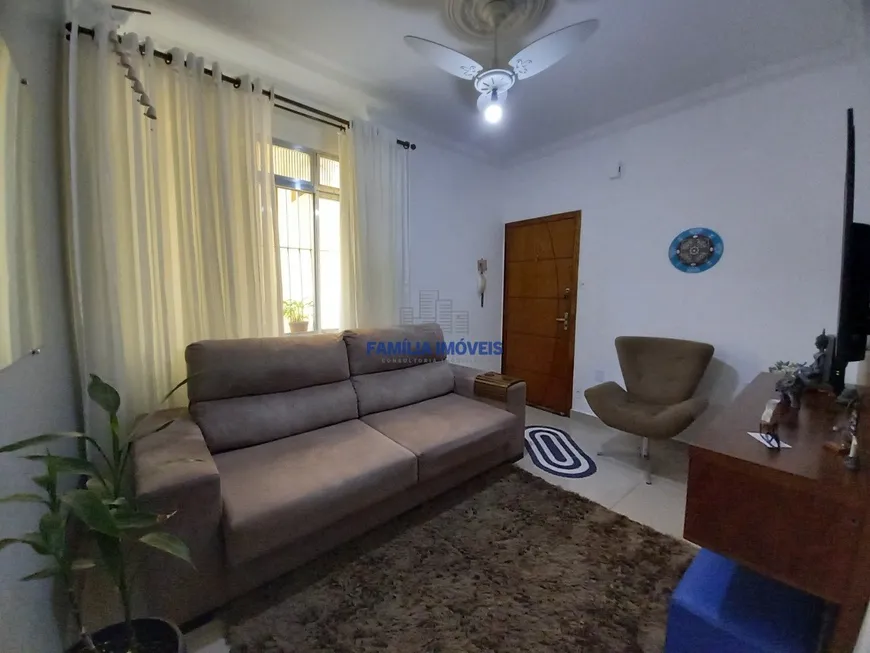 Foto 1 de Apartamento com 2 Quartos à venda, 60m² em Vila Cascatinha, São Vicente