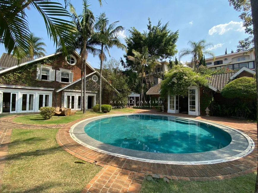 Foto 1 de Casa com 5 Quartos à venda, 735m² em Jardim Everest, São Paulo