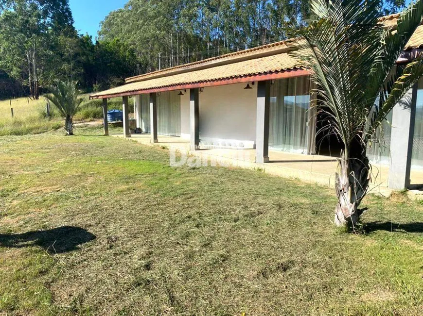 Foto 1 de Fazenda/Sítio à venda, 145m² em , Natividade da Serra