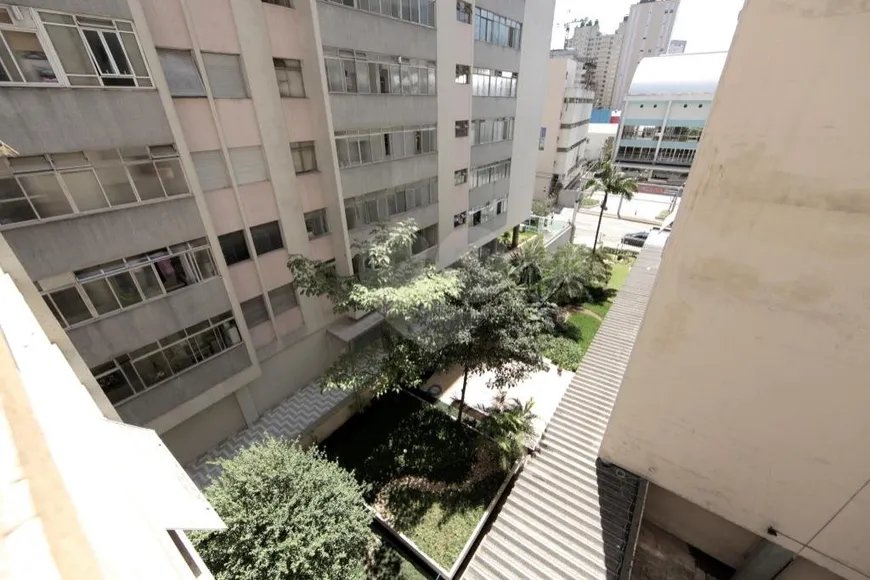 Foto 1 de Apartamento com 3 Quartos à venda, 180m² em Bela Vista, São Paulo