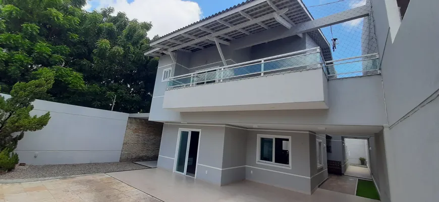 Foto 1 de Casa com 3 Quartos à venda, 300m² em Sapiranga, Fortaleza