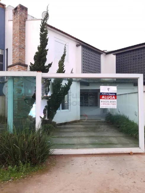 Foto 1 de Casa com 3 Quartos à venda, 131m² em Laranjal, Pelotas