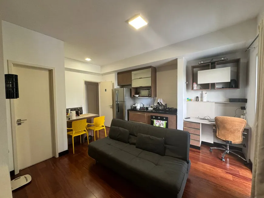 Foto 1 de Apartamento com 1 Quarto para alugar, 50m² em Tamboré, Santana de Parnaíba