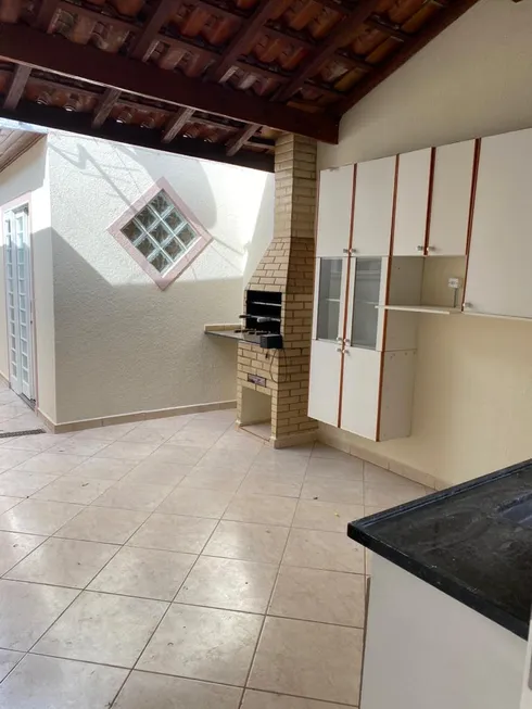 Foto 1 de Casa com 3 Quartos à venda, 110m² em Jardim Interlagos, Ribeirão Preto