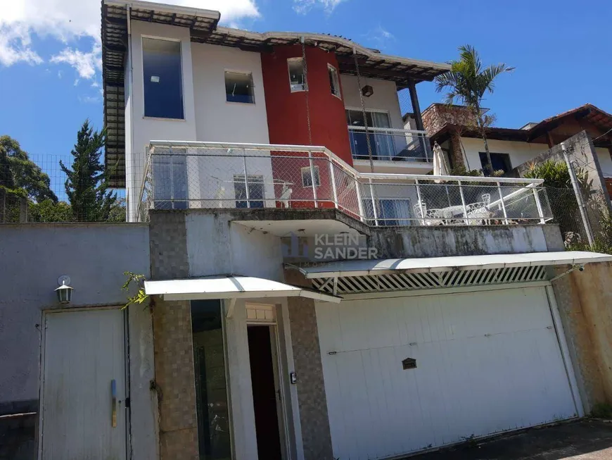 Foto 1 de Casa com 3 Quartos à venda, 180m² em Estrada Sítio São Luís, Nova Friburgo