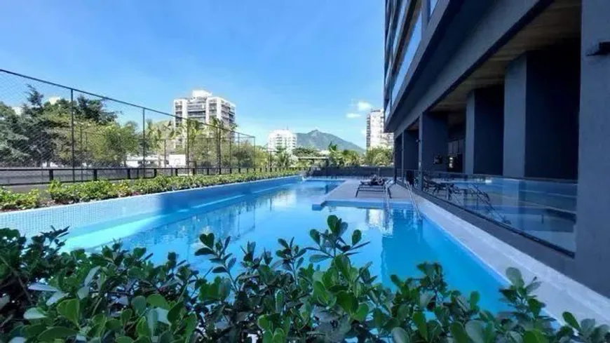 Foto 1 de Apartamento com 3 Quartos à venda, 75m² em Recreio Dos Bandeirantes, Rio de Janeiro