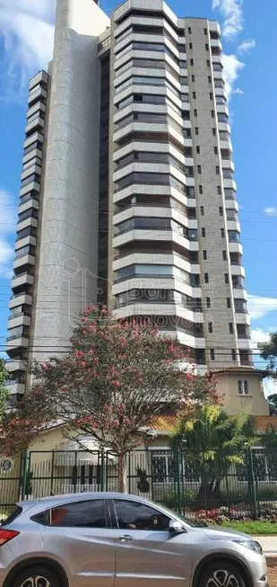 Foto 1 de Apartamento com 3 Quartos à venda, 220m² em Jardim do Carmo, Araraquara