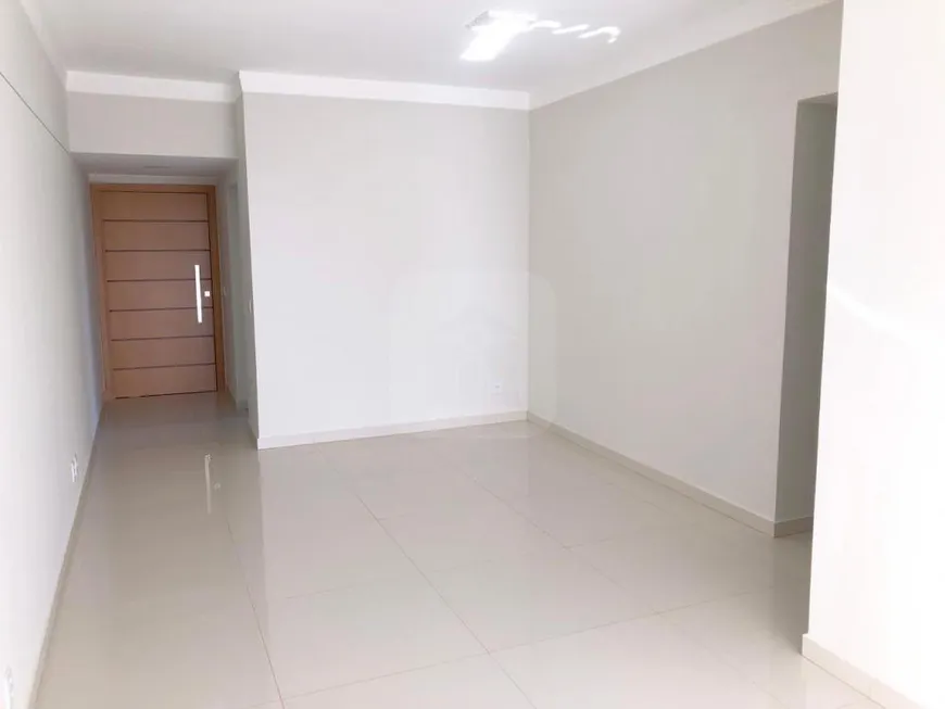 Foto 1 de Apartamento com 3 Quartos à venda, 99m² em Santa Mônica, Uberlândia