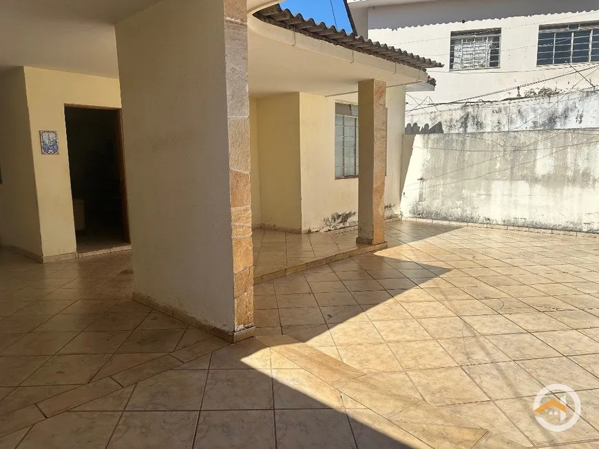 Foto 1 de Casa com 3 Quartos à venda, 170m² em Centro, Goiânia