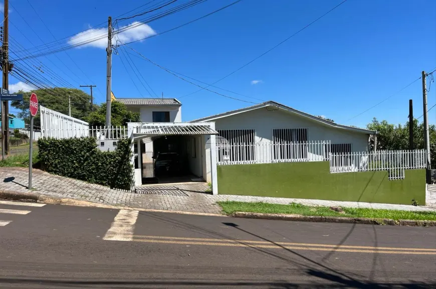 Foto 1 de Casa com 5 Quartos à venda, 220m² em Novo Horizonte, Pato Branco