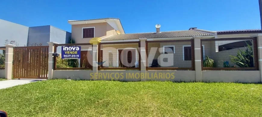 Foto 1 de Casa com 4 Quartos à venda, 150m² em Centro, Imbé