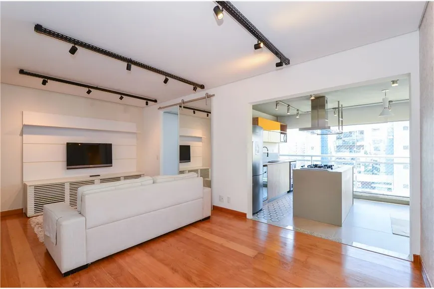 Foto 1 de Apartamento com 3 Quartos à venda, 107m² em Cidade Monções, São Paulo