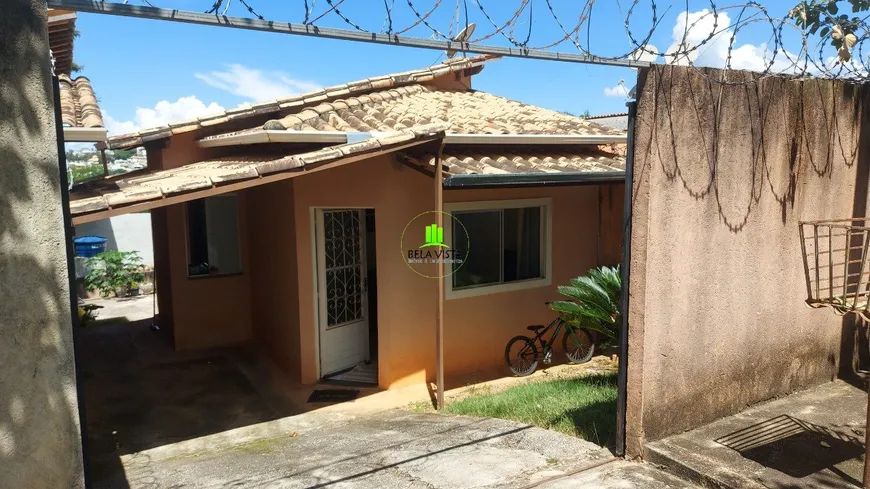 Foto 1 de Casa com 2 Quartos à venda, 90m² em Vila Santa Helena, Lagoa Santa