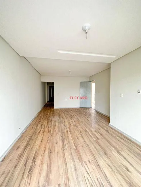 Foto 1 de Casa com 3 Quartos à venda, 150m² em Vila Galvão, Guarulhos