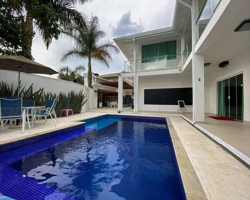 Foto 1 de Casa de Condomínio com 5 Quartos à venda, 388m² em Golf Garden, Carapicuíba