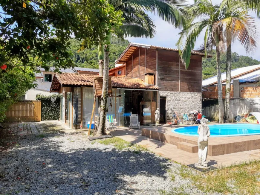 Foto 1 de Casa com 2 Quartos à venda, 370m² em Ilhota, Itapema
