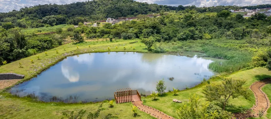 Foto 1 de Lote/Terreno à venda, 300m² em Jardins Porto, Senador Canedo