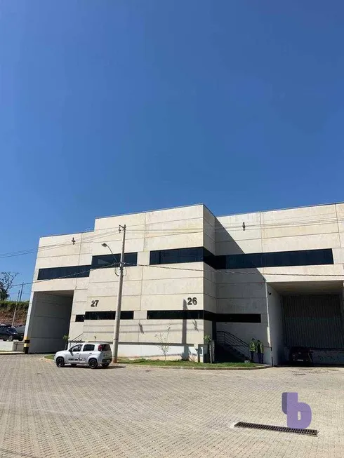 Foto 1 de Galpão/Depósito/Armazém para alugar, 1646m² em Iporanga, Sorocaba