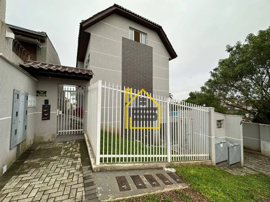 Foto 1 de Sobrado com 4 Quartos à venda, 170m² em Monza, Colombo