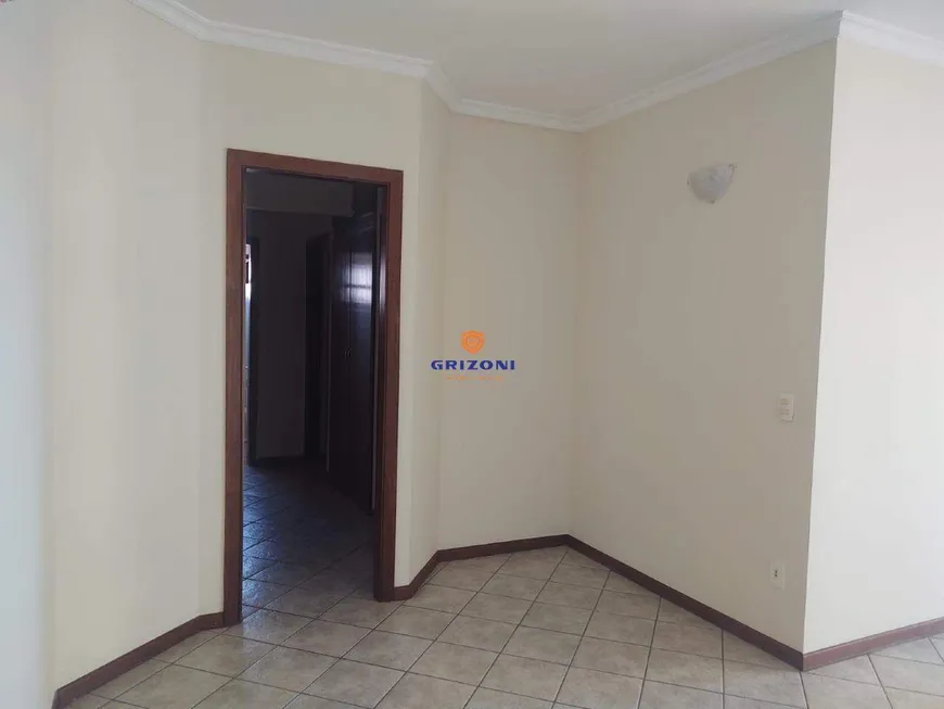 Foto 1 de Apartamento com 3 Quartos à venda, 110m² em Vila Cidade Universitária, Bauru