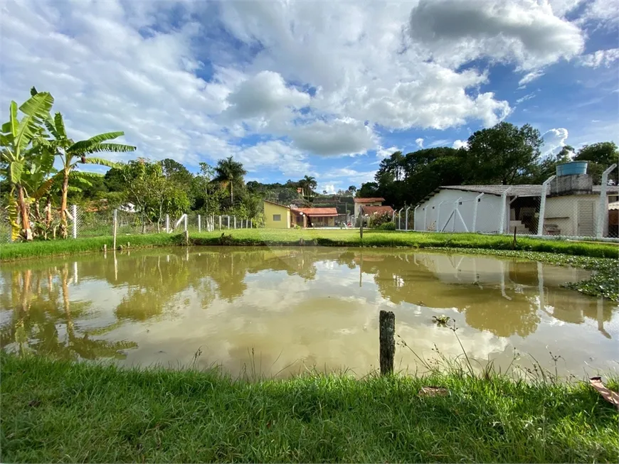 Foto 1 de Fazenda/Sítio com 6 Quartos à venda, 350m² em Area Rural de Braganca Paulista, Bragança Paulista