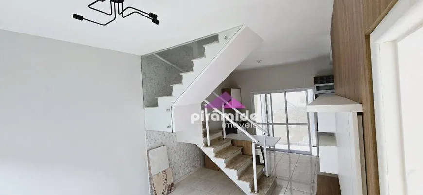 Foto 1 de Casa de Condomínio com 2 Quartos para alugar, 140m² em Chácaras São José, São José dos Campos