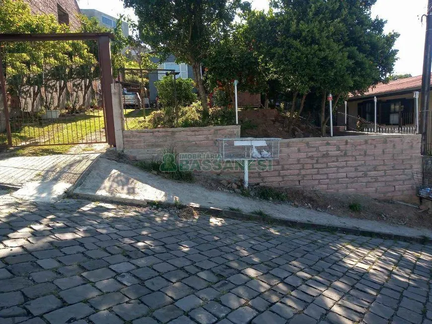 Foto 1 de Casa com 2 Quartos à venda, 60m² em Charqueadas, Caxias do Sul