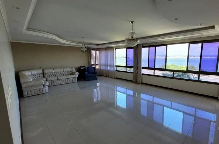 Foto 1 de Apartamento com 4 Quartos à venda, 240m² em Agronômica, Florianópolis