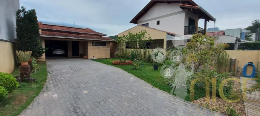 Foto 1 de Casa com 3 Quartos à venda, 149m² em Fazenda, Itajaí