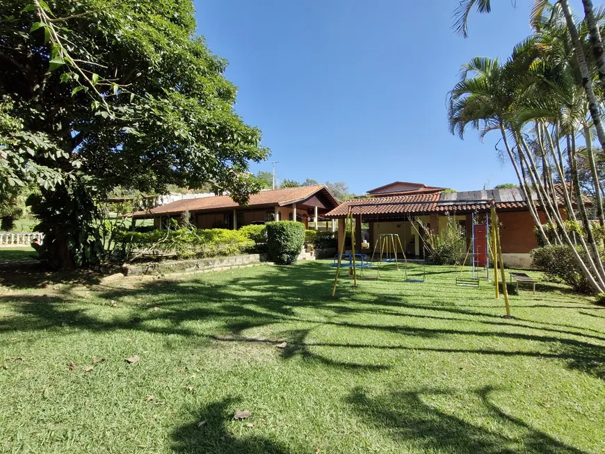 Foto 1 de Fazenda/Sítio com 4 Quartos à venda, 350m² em Soares, Jarinu