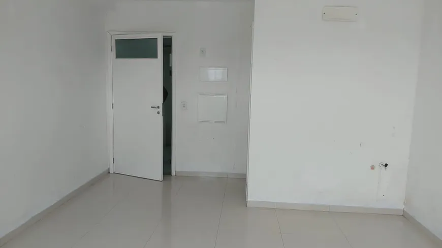 Foto 1 de Sala Comercial à venda, 26m² em São Domingos, Niterói