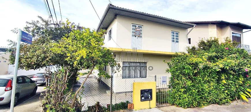 Foto 1 de Casa com 5 Quartos à venda, 180m² em Bela Vista, São José