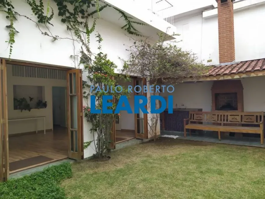 Foto 1 de Casa com 3 Quartos à venda, 250m² em Vila Romana, São Paulo