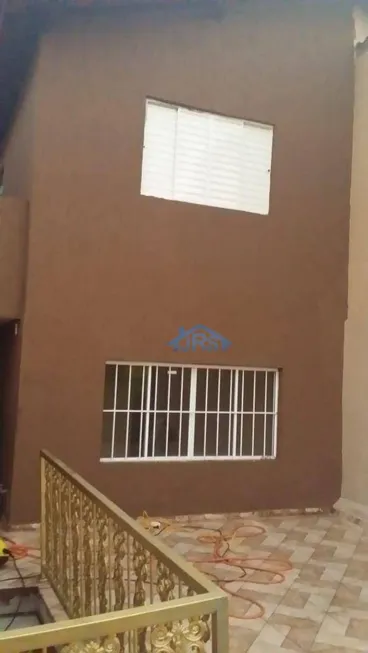 Foto 1 de Casa de Condomínio com 1 Quarto à venda, 150m² em Cidade das Flores, Osasco