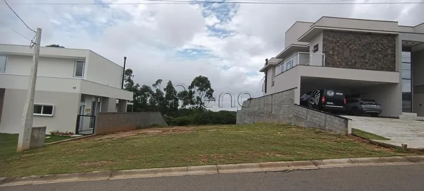 Foto 1 de Lote/Terreno à venda, 525m² em , Louveira