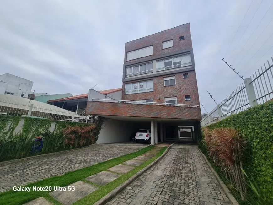 Foto 1 de Apartamento com 3 Quartos à venda, 100m² em Camaquã, Porto Alegre