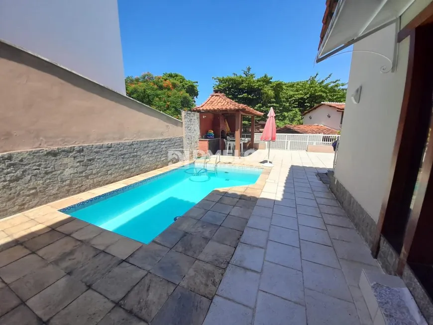 Foto 1 de Casa com 3 Quartos à venda, 320m² em Freguesia- Jacarepaguá, Rio de Janeiro