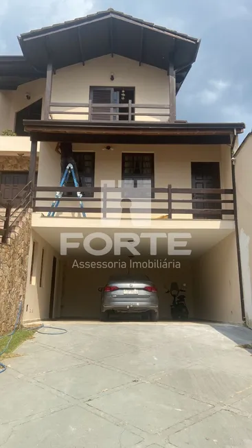 Foto 1 de Sobrado com 3 Quartos à venda, 208m² em Vila Suíssa, Mogi das Cruzes