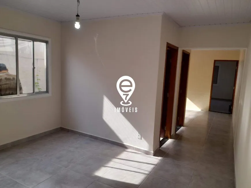 Foto 1 de Casa com 2 Quartos à venda, 81m² em Parque Bristol, São Paulo