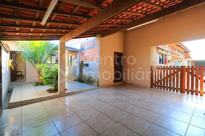 Foto 1 de Casa com 2 Quartos à venda, 150m² em Jardim Caraminguava, Peruíbe