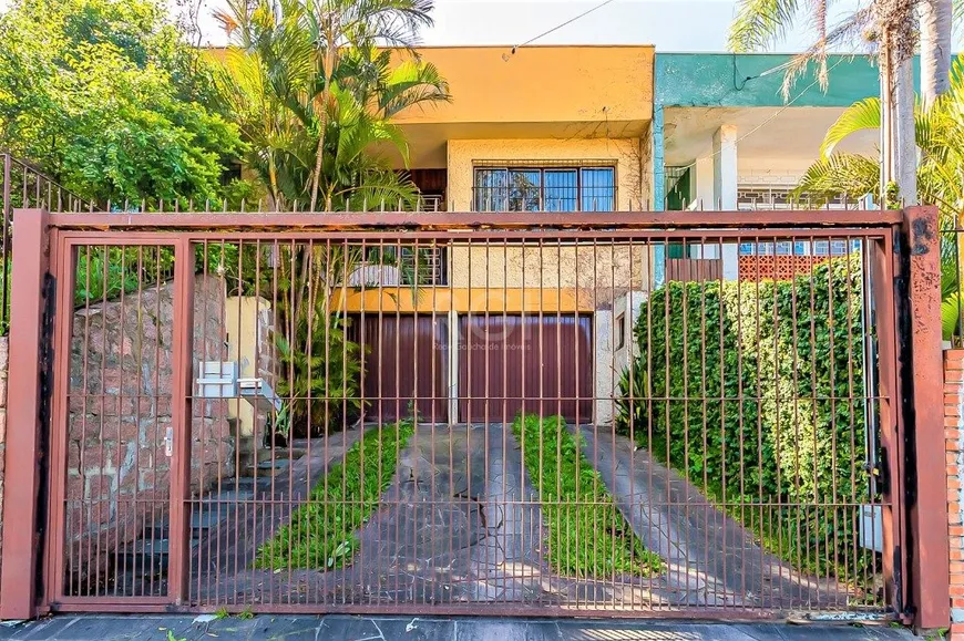 Foto 1 de Casa com 3 Quartos à venda, 164m² em Partenon, Porto Alegre