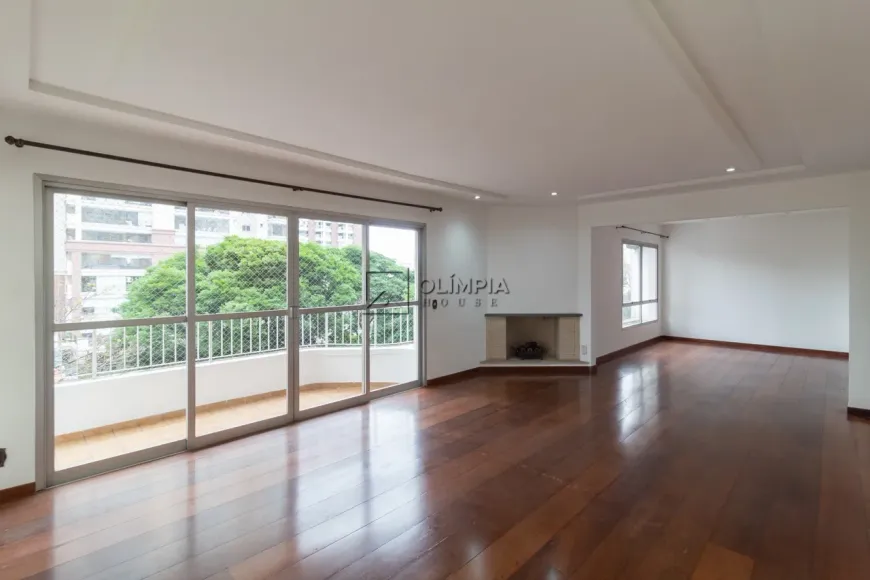 Foto 1 de Apartamento com 4 Quartos para alugar, 208m² em Paraíso, São Paulo